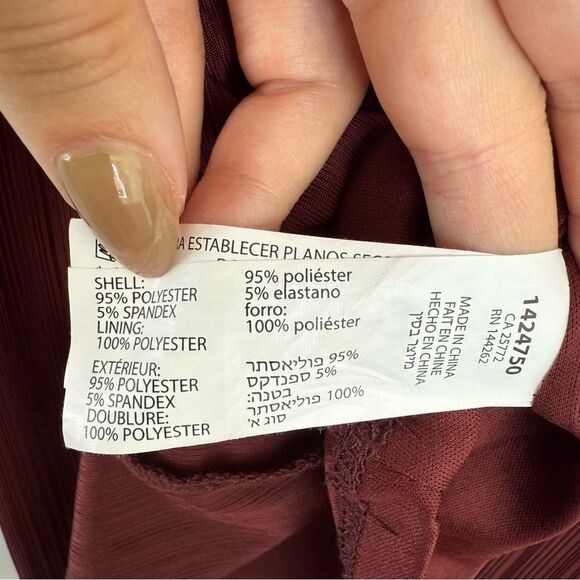 BLACK TAPE | pleated camisole - Picture 7 of 9